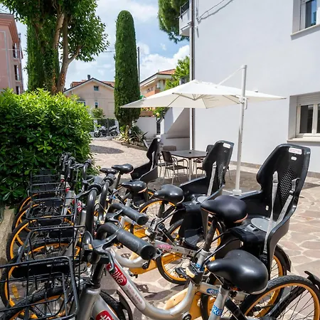 Magnani - Second Floor Апартаменты Мизано-Адриатико