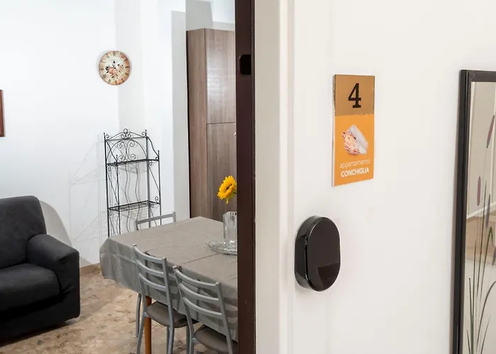 Magnani - Second Floor *